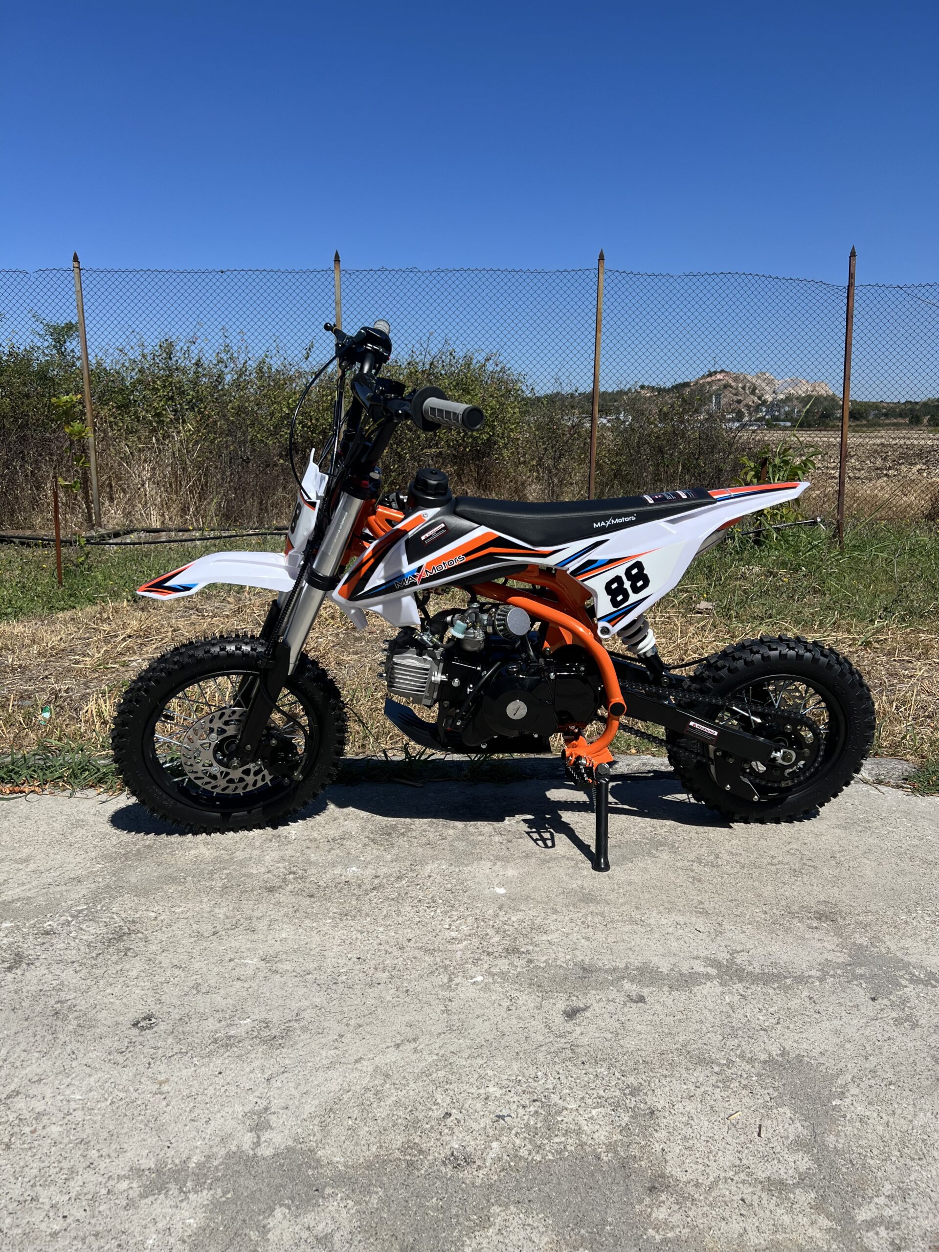 Бензинов кросов мотор MaxMotors 90 кубика, с ел. стартер Orange 2 Бензинов кросов мотор MaxMotors 90 кубика, с ел. стартер Orange - Image 2